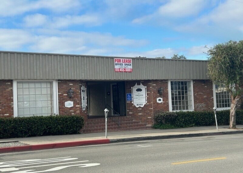 8341 Lemon Ave, La Mesa, CA à louer Photo de l’immeuble– Image 1 sur 12