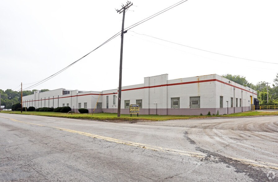 6120 N Detroit Ave, Toledo, OH à vendre - Photo principale – Image 1 sur 9