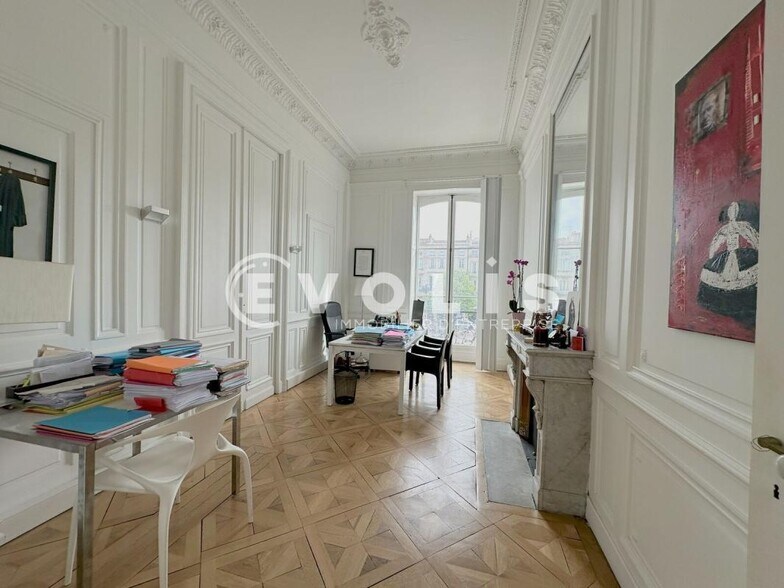 Bureau dans Bordeaux à louer - Photo intérieure – Image 2 sur 5