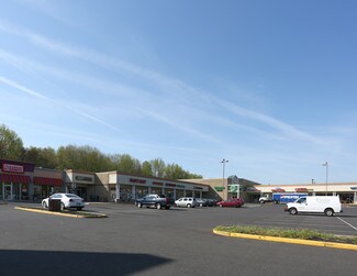 Plus de détails pour 2500-2532 Mount Holly Rd, Burlington, NJ - Local commercial à louer