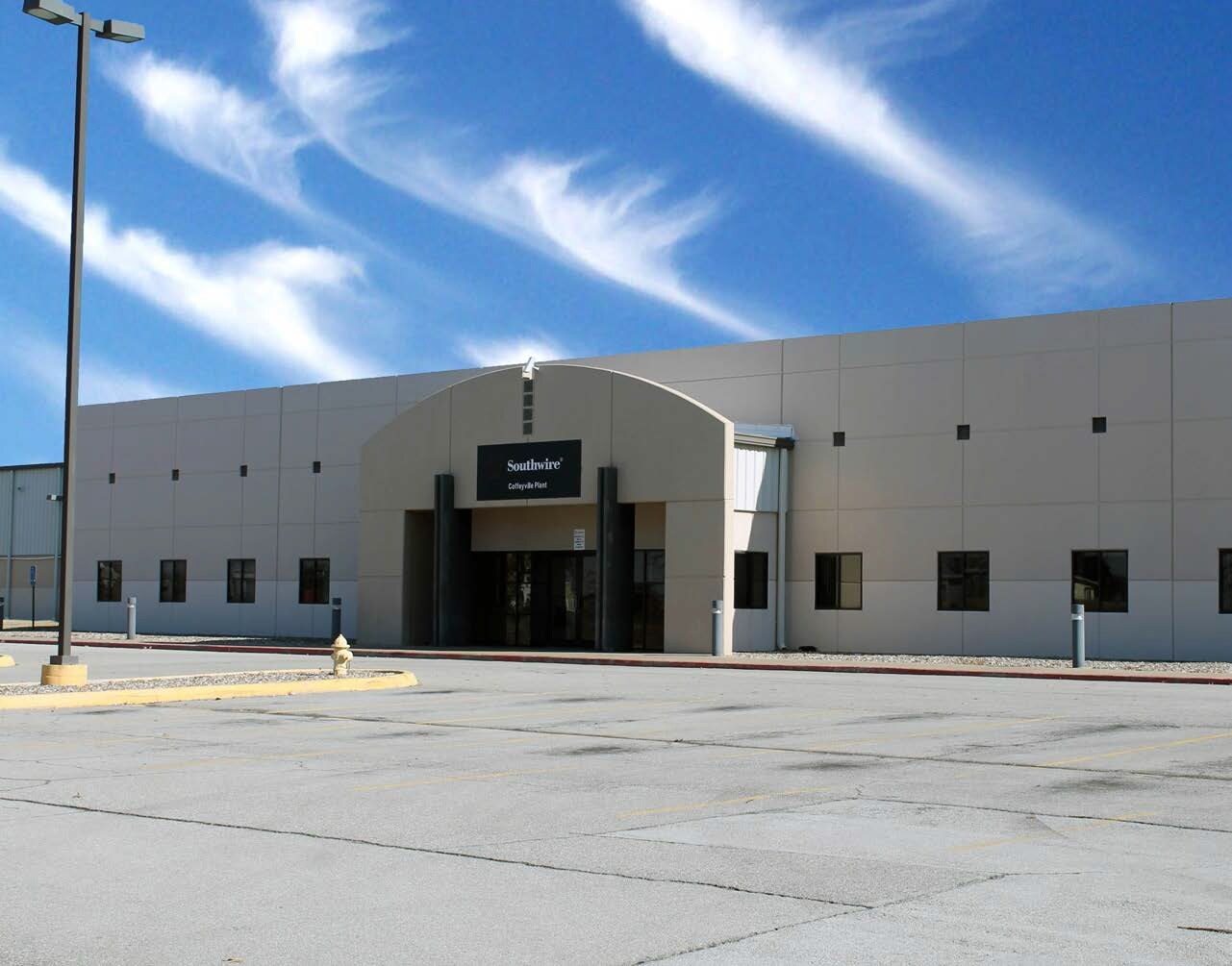 2412 N US Highway 169, Coffeyville, KS à louer Photo de l’immeuble– Image 1 sur 9