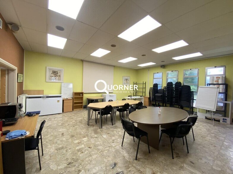 Bureau dans Frejus à vendre - Photo intérieure – Image 1 sur 4