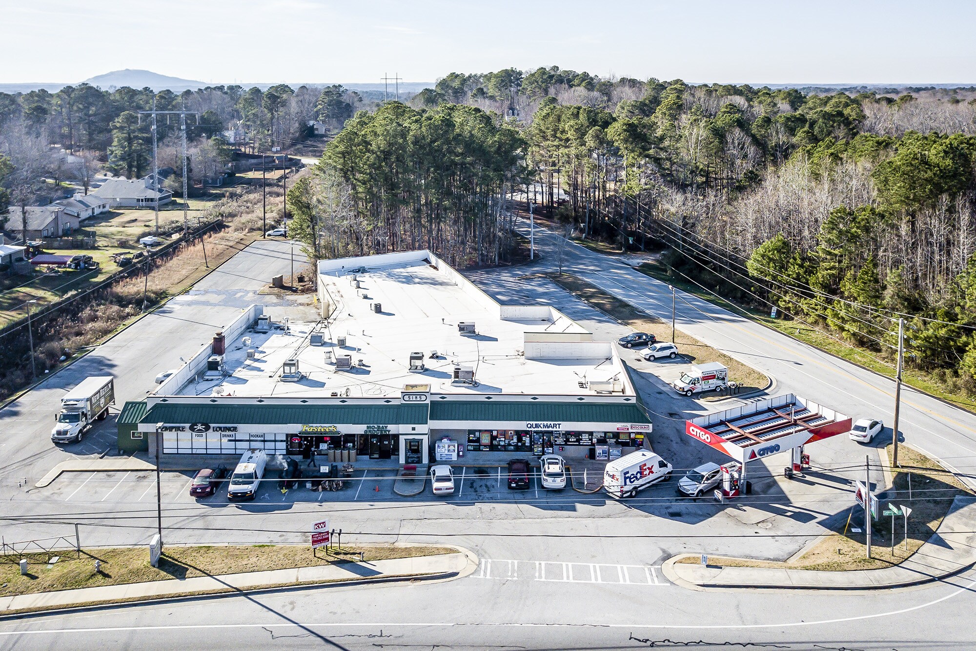 2671 Hwy 124 Rd, Snellville, GA à louer Photo principale– Image 1 sur 4
