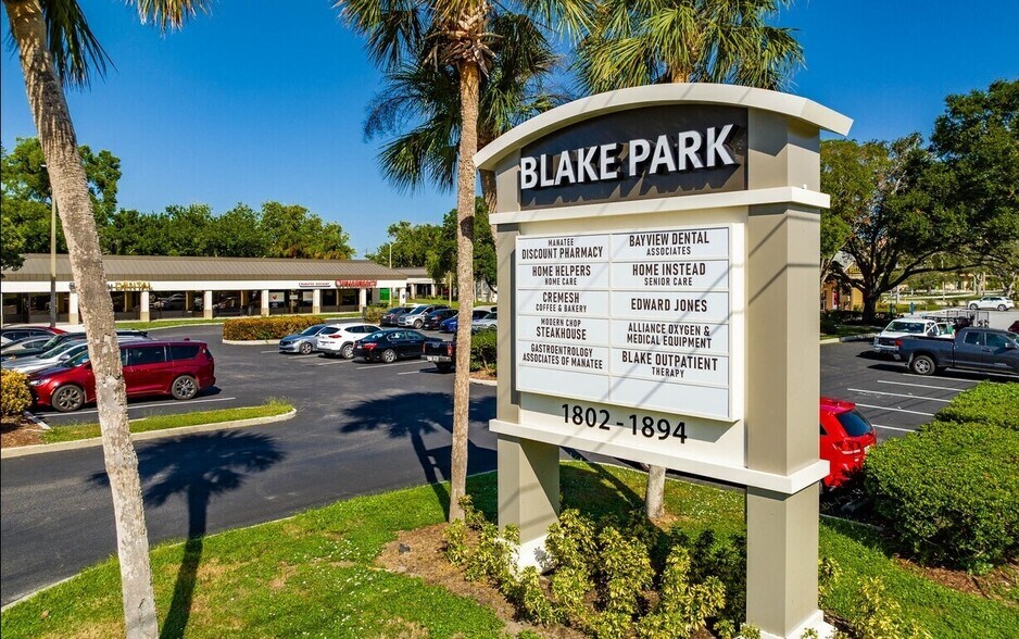 1800 59th St, Bradenton, FL à louer - Photo de l’immeuble – Image 2 sur 7