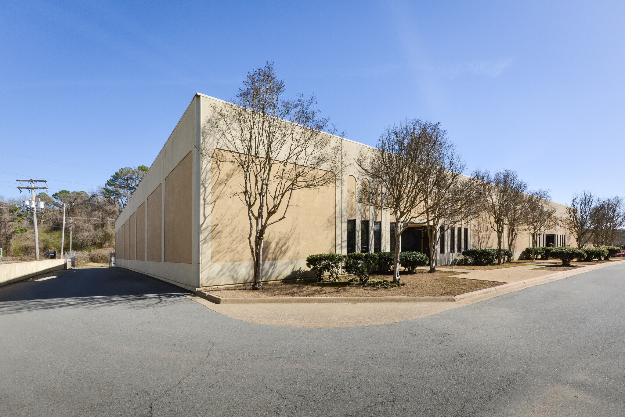 1501 Westpark Dr, Little Rock, AR à louer Photo de l’immeuble– Image 1 sur 8
