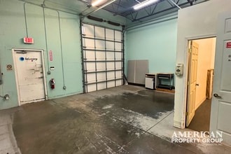 7357 International Pl, Sarasota, FL à louer Photo intérieure– Image 2 sur 9