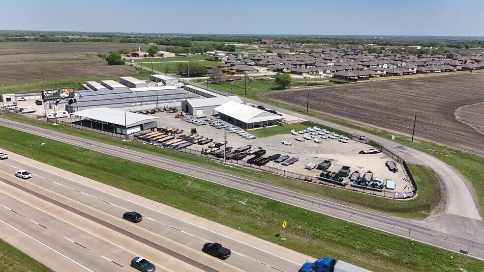 10364 Hwy 75 Hwy, Van Alstyne, TX à vendre - Photo principale – Image 2 sur 37