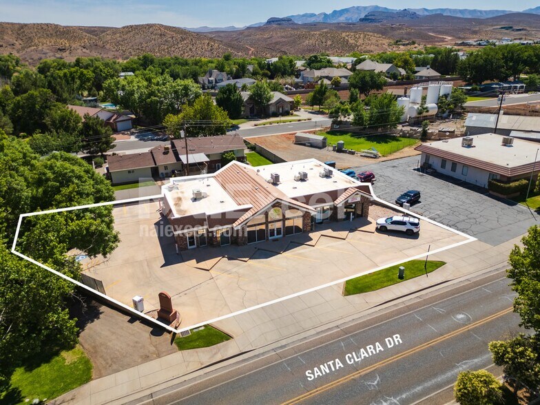 2711 Santa Clara Dr, Santa Clara, UT à vendre - Photo de l’immeuble – Image 2 sur 3