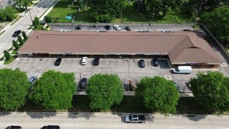 Plus de détails pour 560-650 W 14 Mile Rd, Clawson, MI - Local commercial à louer