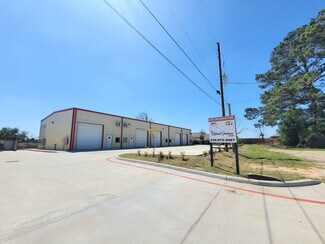 Plus de détails pour 1722 Cargill, Willis, TX - Local d'activités à louer