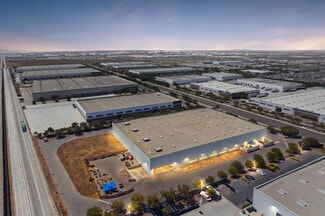 Plus de détails pour 8753 Kerns St, San Diego, CA - Industriel/Logistique à vendre