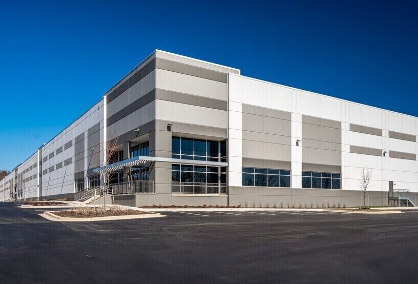 2500 Enterprise Dr, Suffolk, VA à vendre Photo principale– Image 1 sur 3