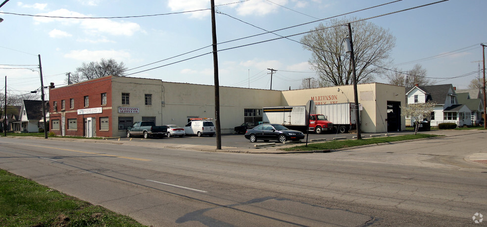 138 W Sylvania Ave, Toledo, OH à vendre - Photo de l’immeuble – Image 2 sur 5