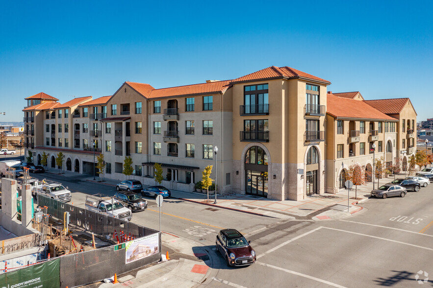 1001 Laurel St, San Carlos, CA à vendre - Photo de l’immeuble – Image 2 sur 5