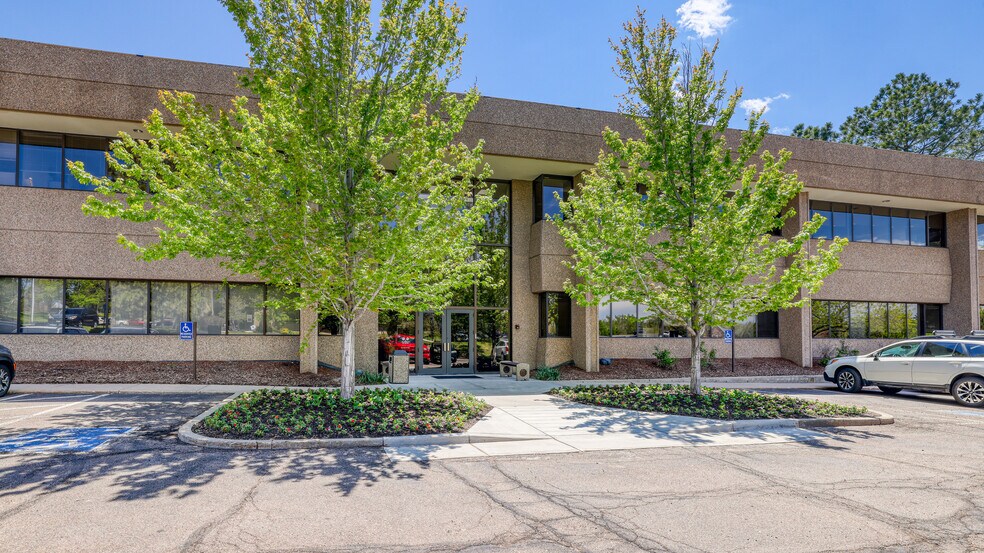 58 Inverness Dr E, Englewood, CO à louer - Photo de l’immeuble – Image 2 sur 11