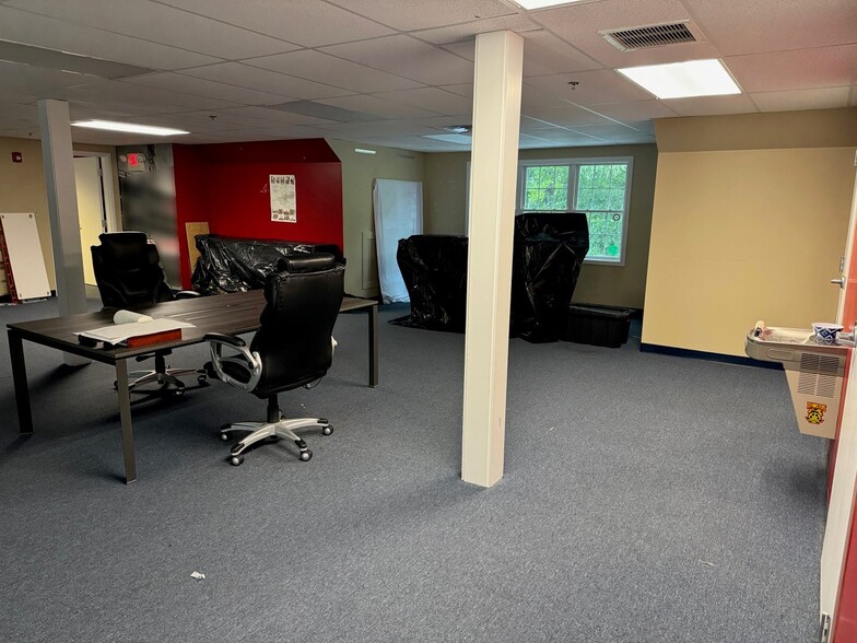 520 Main St, Wilmington, MA à louer - Photo de l’immeuble – Image 2 sur 19