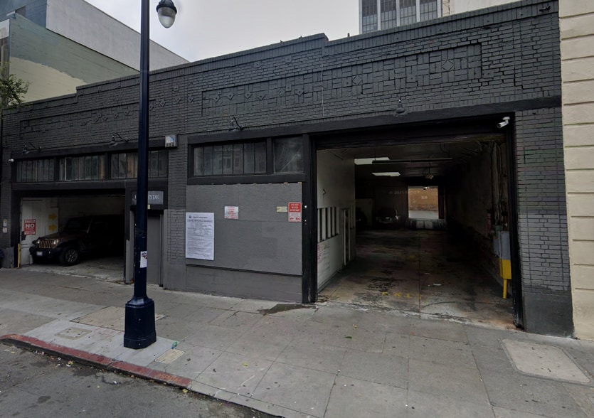 135 Hyde St, San Francisco, CA à louer - Photo de l’immeuble – Image 1 sur 4