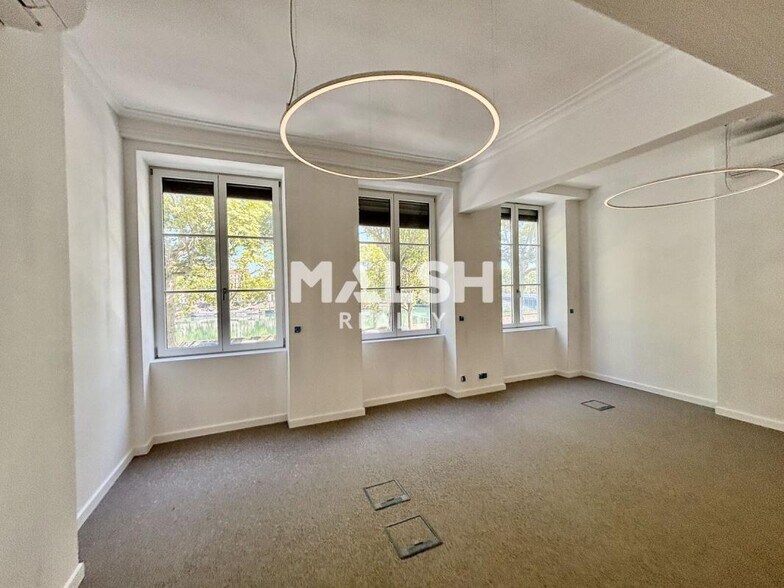 Bureau dans Lyon à vendre - Photo intérieure – Image 2 sur 10