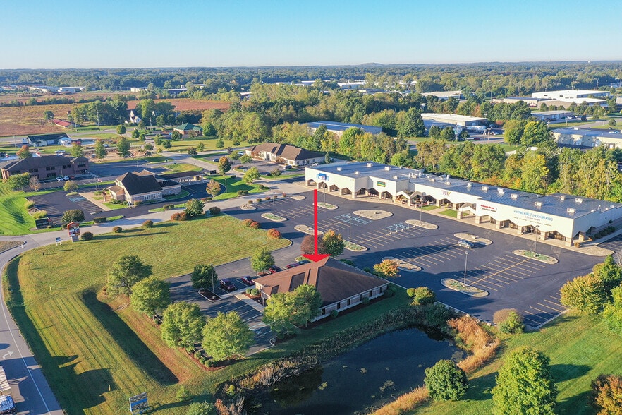 631 County Road 17, Elkhart, IN à louer - Photo de l’immeuble – Image 1 sur 30