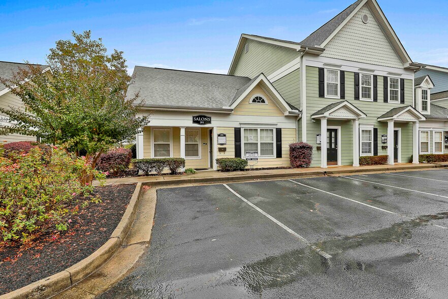 500 W Lanier Ave, Fayetteville, GA à vendre - Photo de l’immeuble – Image 2 sur 14