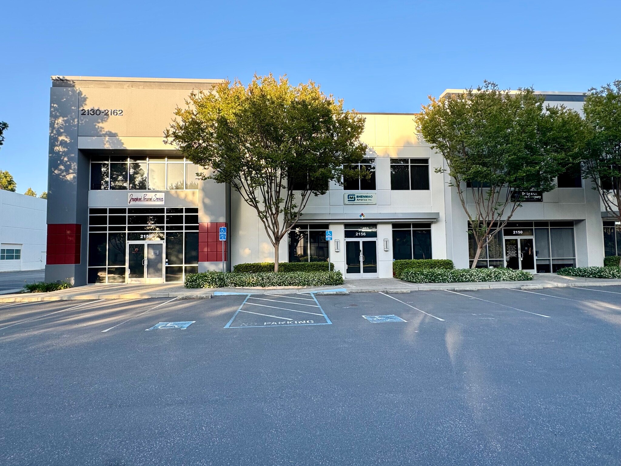 2130-2162 Ringwood Ave, San Jose, CA à vendre Photo de l’immeuble– Image 1 sur 8