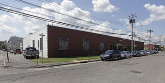 Plus de détails pour 686 Main St, Westbury, NY - Industriel/Logistique à vendre