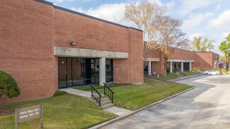 Plus de détails pour 15621 Blue Ash Dr, Houston, TX - Local d'activités à louer