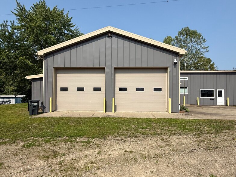 805 Atlantic Ave, Franklin, PA à vendre - Photo de l’immeuble – Image 2 sur 40