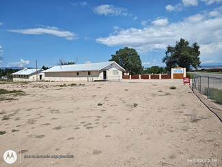 Plus de détails pour 1732 Simmons Ln, Espanola, NM - Bureau/Local commercial à louer