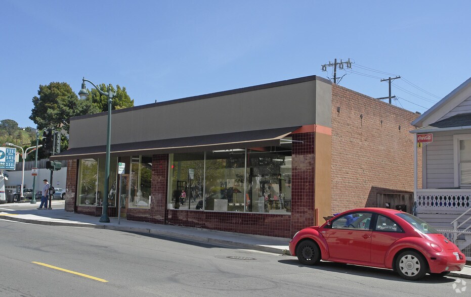 1301-1303 Pomona St, Crockett, CA à vendre - Photo de l’immeuble – Image 2 sur 16