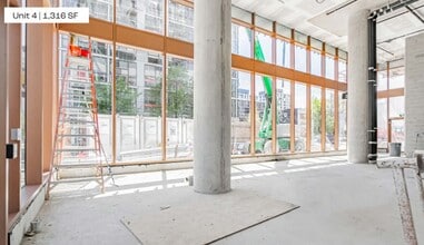 88 Bathurst St, Toronto, ON à louer Photo intérieure– Image 2 sur 2