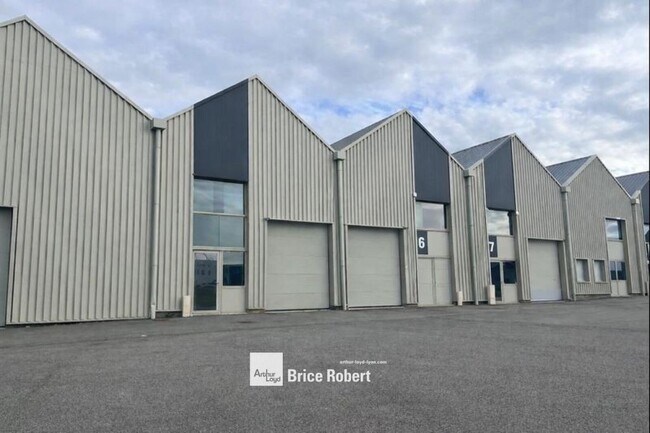 Plus de détails pour 4 Rue Marcel Dassault, Genas - Local d'activités à louer