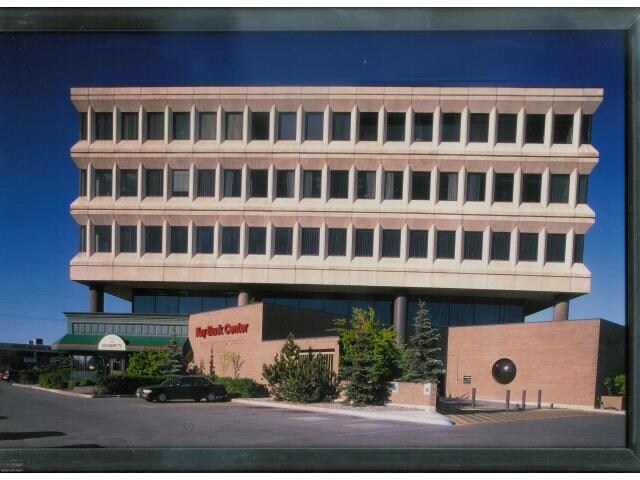 101 W Benson Blvd, Anchorage, AK à louer - Photo de l’immeuble – Image 2 sur 17