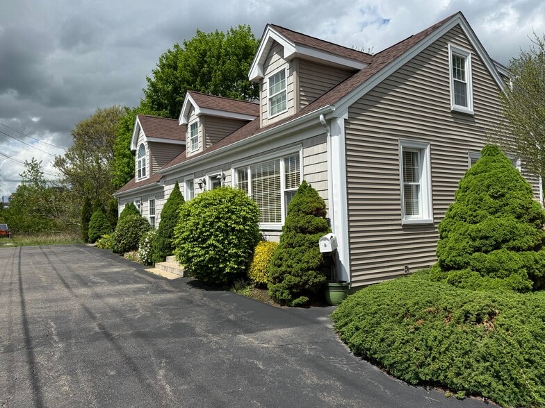 980 Eddie Dowling Hwy, North Smithfield, RI à vendre - Photo de l’immeuble – Image 2 sur 20