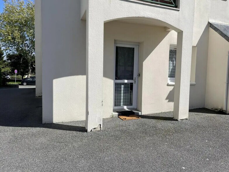 Local d'activités dans Vannes à vendre - Photo de l’immeuble – Image 2 sur 4