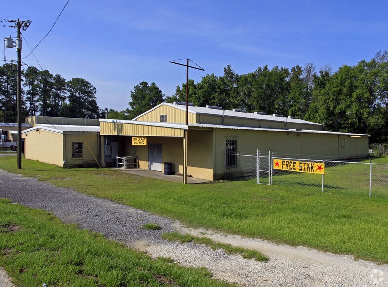 5137 Augusta Rd, Savannah, GA à louer - Photo principale – Image 1 sur 6