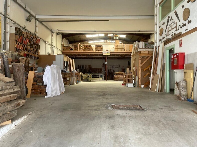 Industriel/Logistique dans Segovia, Segovia à vendre - Photo de l’immeuble – Image 2 sur 5
