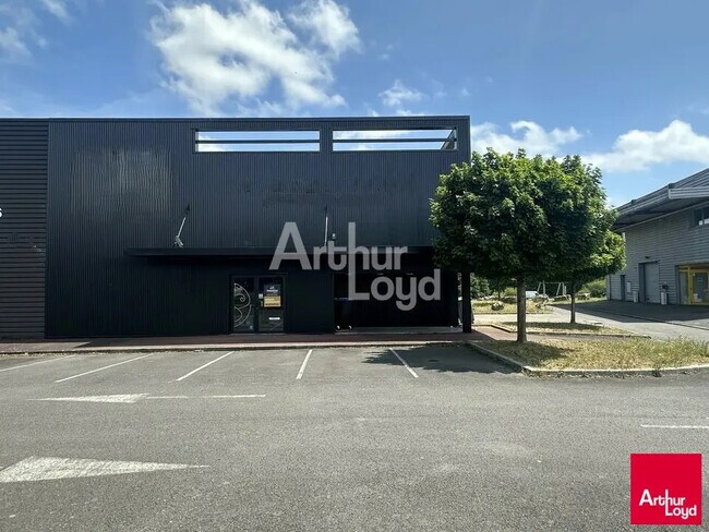 Plus de détails pour Local commercial à louer