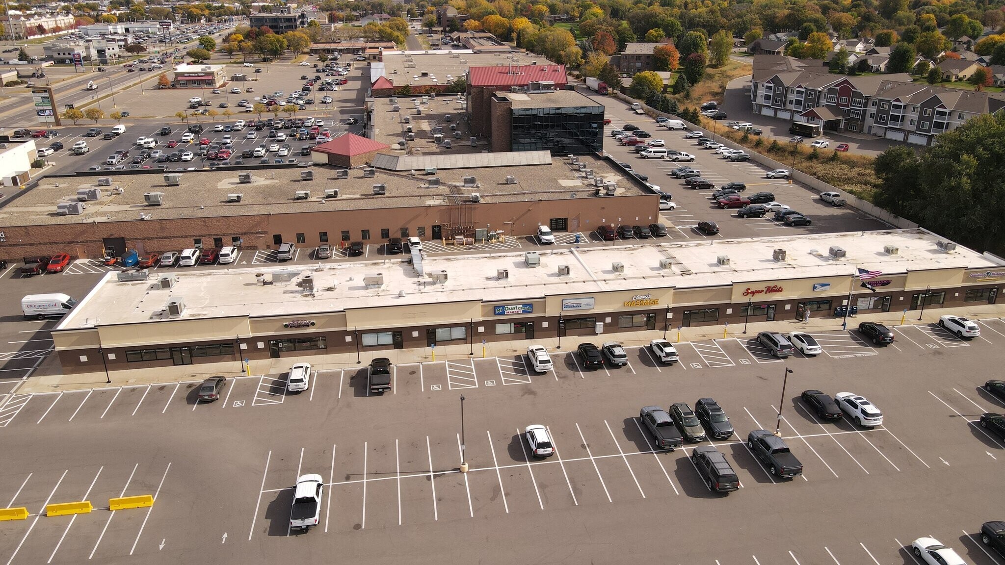 230-262 2nd Ave S, Waite Park, MN à louer Photo principale– Image 1 sur 6