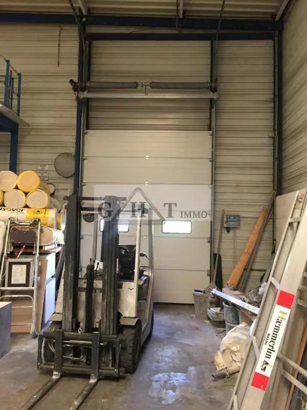 Plus de détails pour Industriel/Logistique à vendre