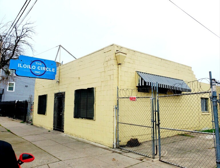 128 E Sonora St, Stockton, CA à vendre - Photo principale – Image 1 sur 23
