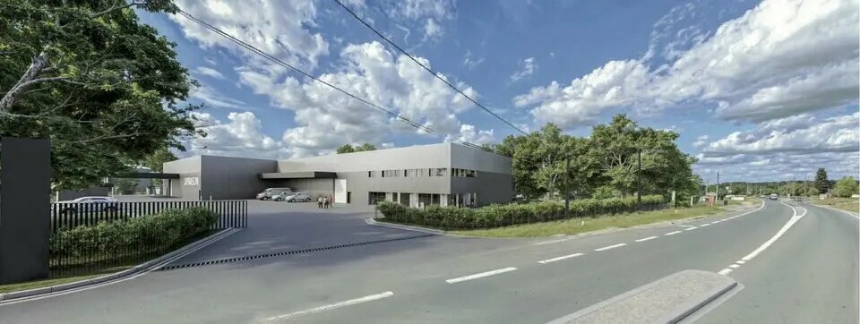 Local d'activités dans Saint-Médard-en-Jalles à vendre Photo de l’immeuble– Image 1 sur 4