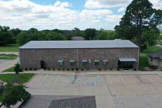 Plus de détails pour 1514 N Ruddell St, Denton, TX - Bureau à louer