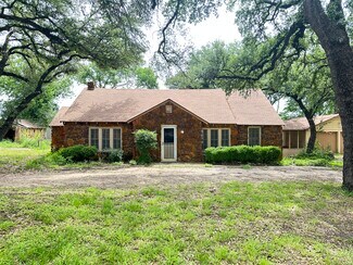 Plus de détails pour 208 N Stewart St, Azle, TX - Bureau à vendre