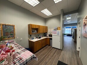 629-639 S B St, San Mateo, CA à louer Photo intérieure– Image 1 sur 14