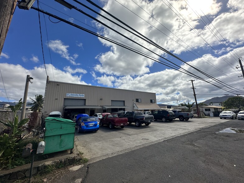 87-166 Farrington Hwy, Waianae, HI à vendre - Photo de l’immeuble – Image 3 sur 25