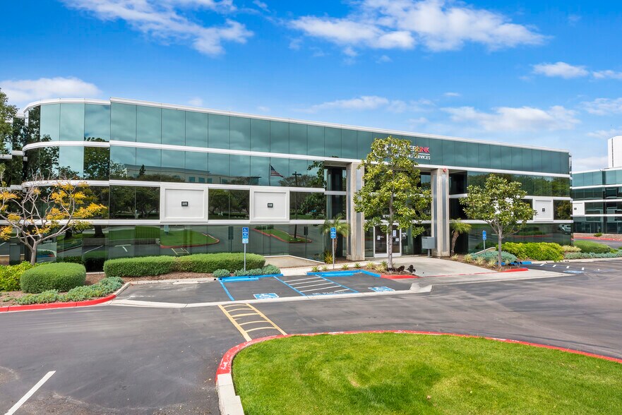 10350 Barnes Canyon Rd, San Diego, CA à louer - Photo de l’immeuble – Image 2 sur 10