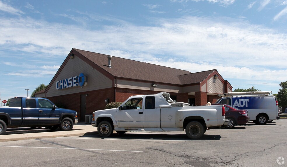 3301 S Madison St, Muncie, IN à louer - Photo de l’immeuble – Image 2 sur 5