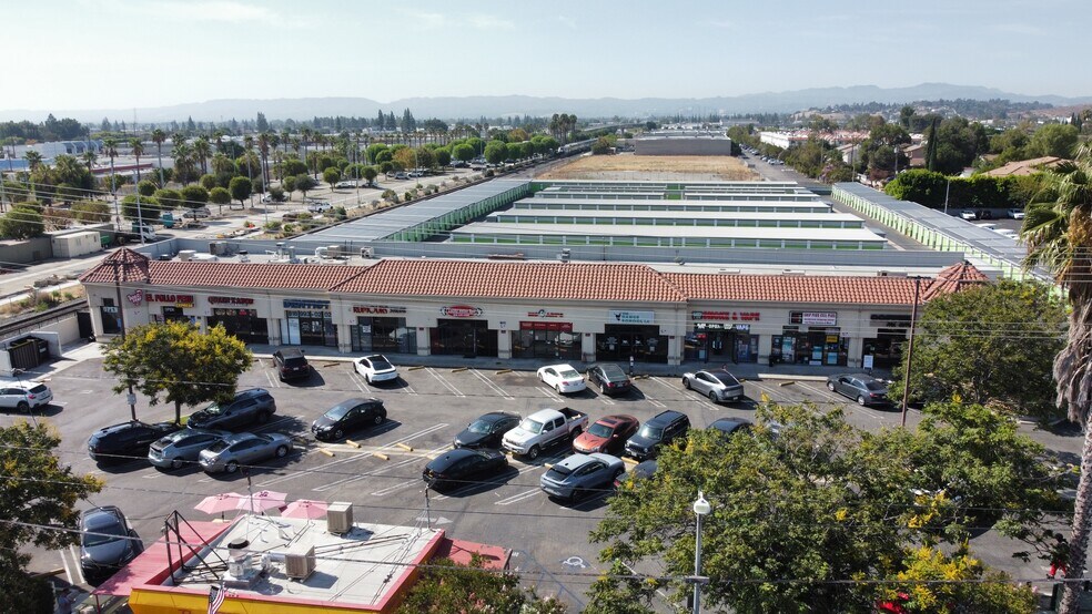21514-21534 Devonshire St, Chatsworth, CA à louer - Photo de l’immeuble – Image 3 sur 11