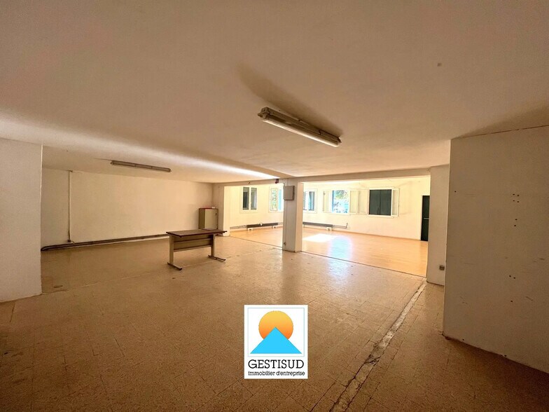 Bureau dans Aubagne à louer - Photo de l’immeuble – Image 3 sur 7